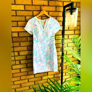 Lilly Pulitzer Braylin Resort White Love Bug Dot Lace Trim Stretch Shift Dress